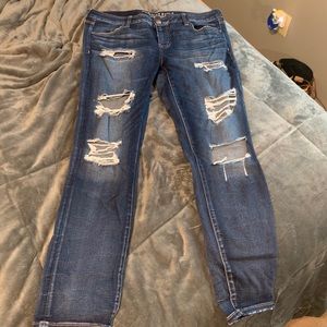 American Eagle distressed jeans.